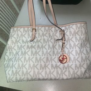 Michael kors logo tote bag
